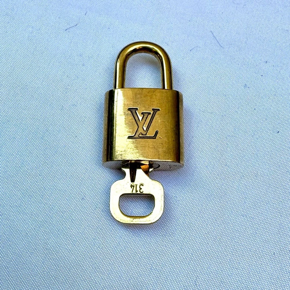 Louis Vuitton Brass Padlock & Key # 314 - Picture 1 of 4